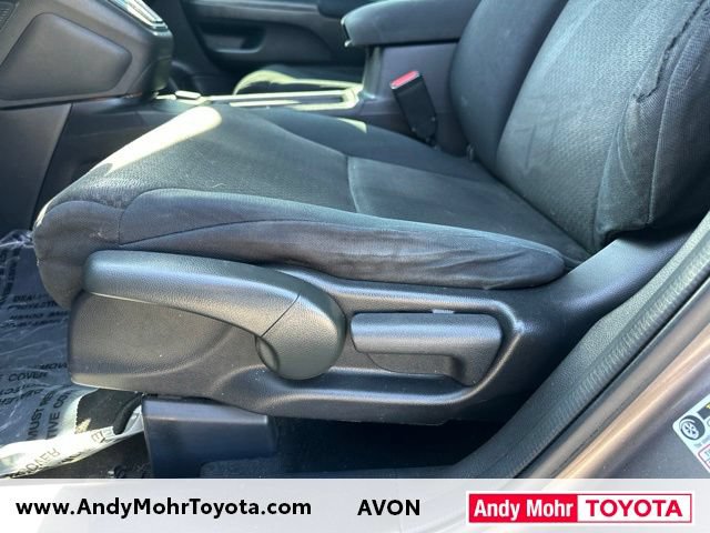 Used 2015 Honda CR-V LX image 10