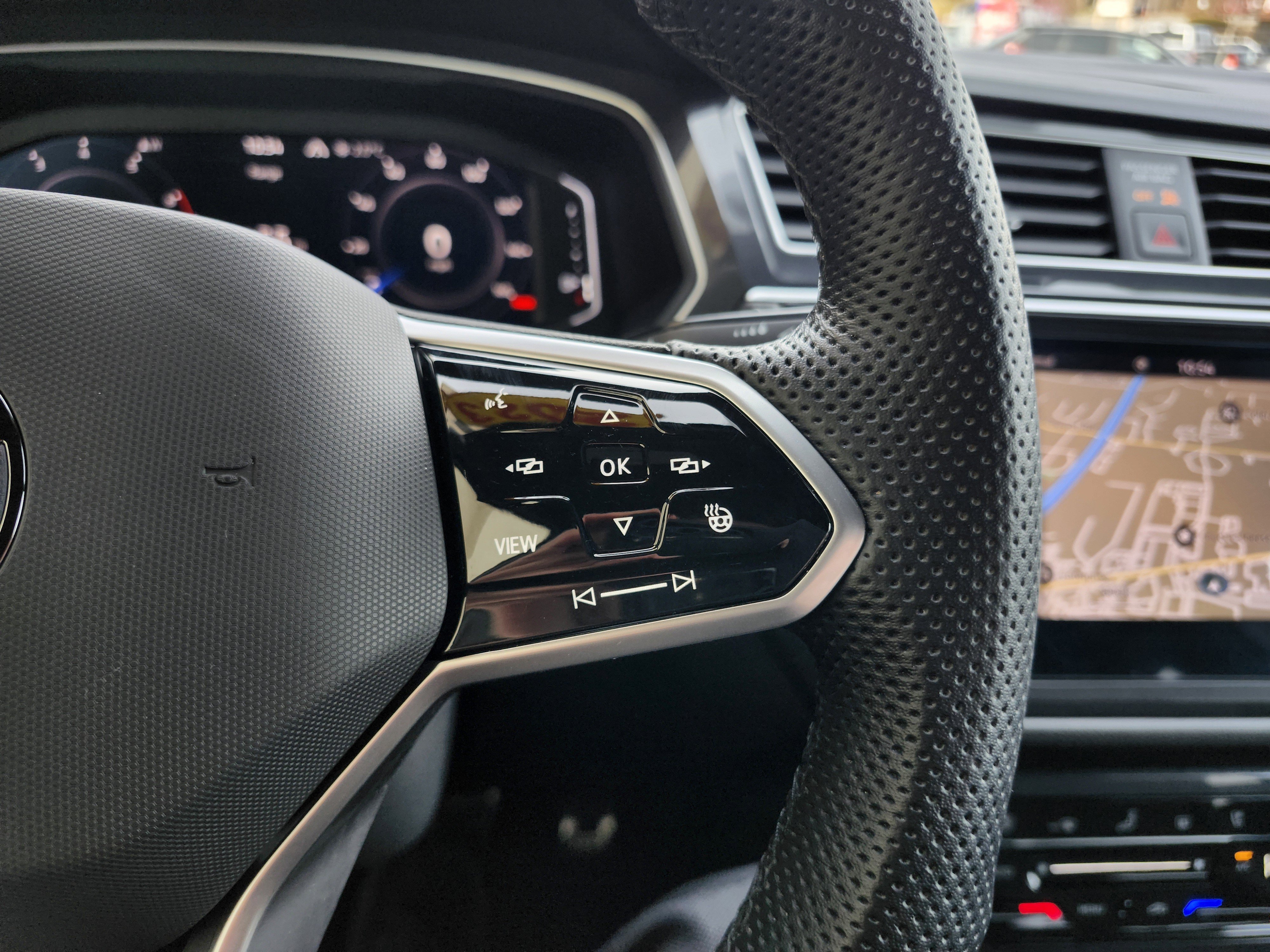 Used 2023 Volkswagen Tiguan SEL R-Line image 13