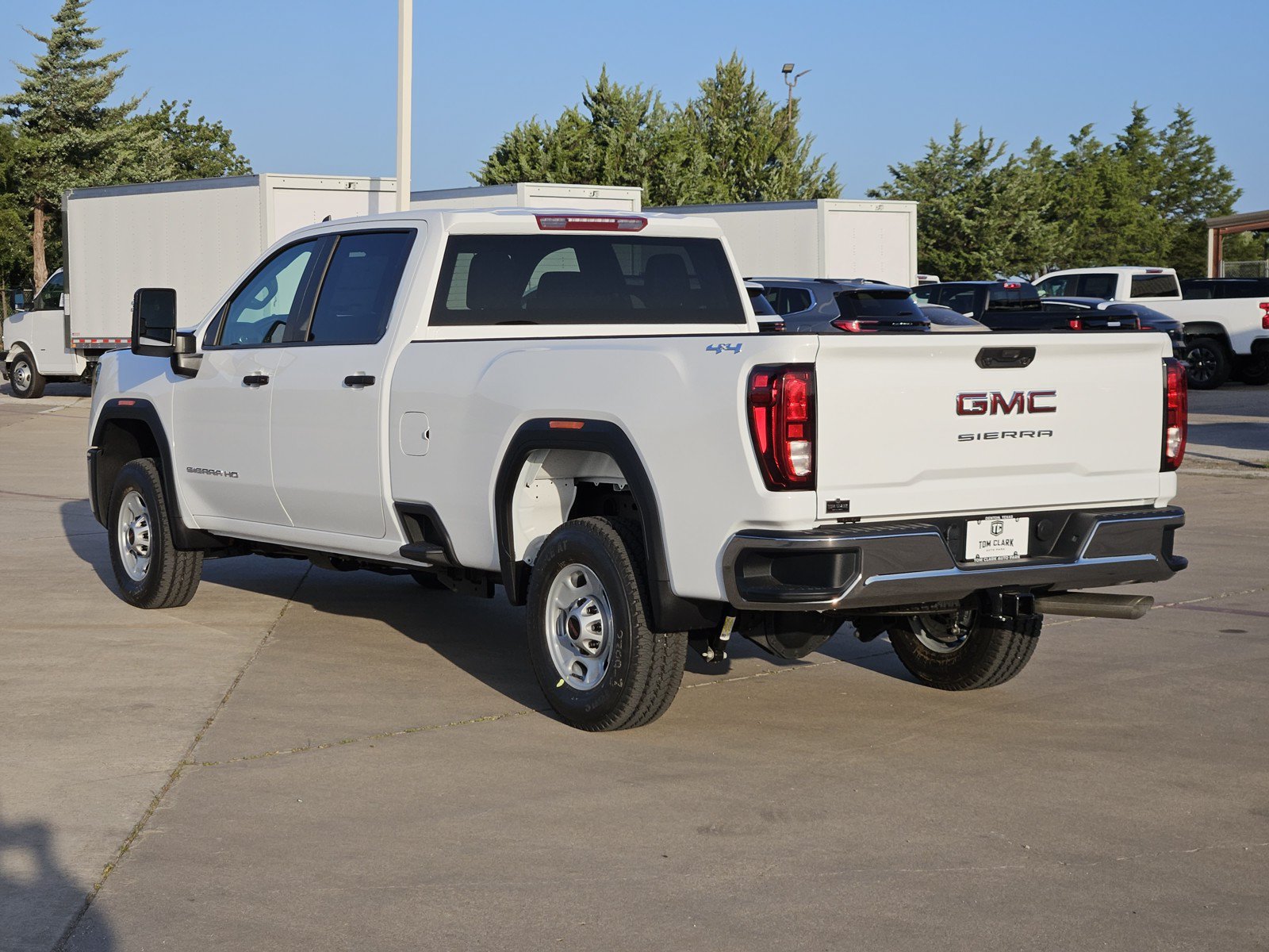 New 2026 GMC Sierra 2500 Pro w/ Convenience Package AWD/4WD image 4