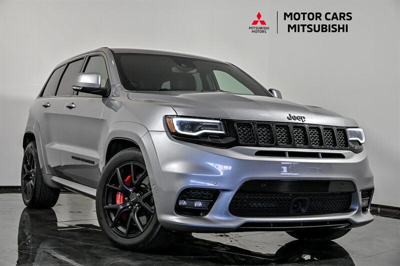 Used 2019 Jeep Grand Cherokee SRT w/ Trailer Tow Group IV AWD/4WD image 1