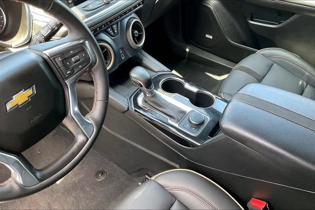 Used 2023 Chevrolet Blazer Premier w/ Enhanced Convenience Package FWD image 17