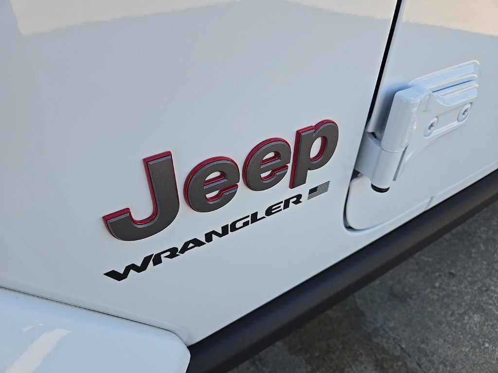 New 2025 Jeep Wrangler Unlimited Rubicon image 19