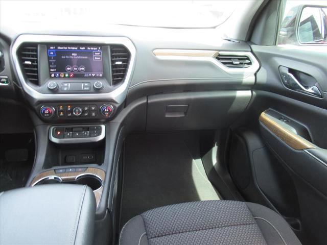 Used 2023 GMC Acadia SLE w/ Driver Convenience Package FWD image 14