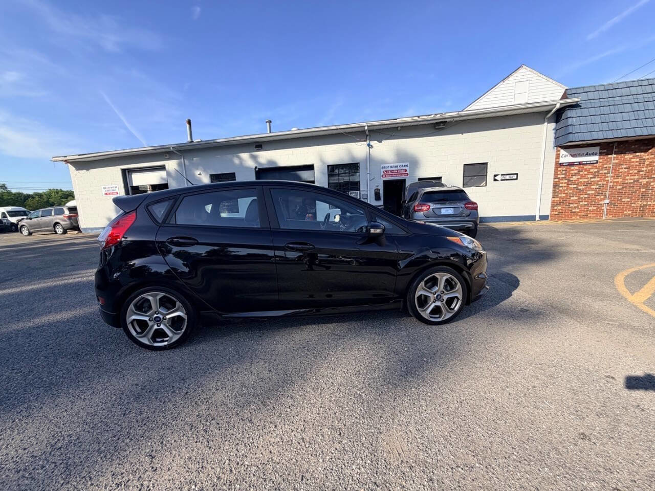 Used 2017 Ford Fiesta ST w/ ST Recaro Package FWD image 25
