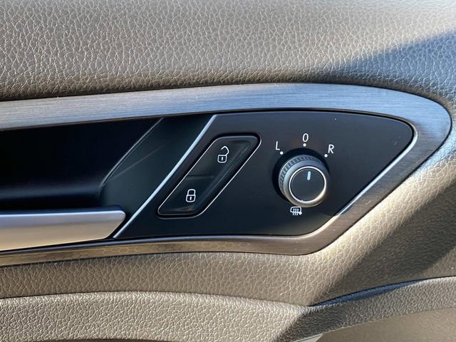 Used 2021 Volkswagen GTI Autobahn image 29