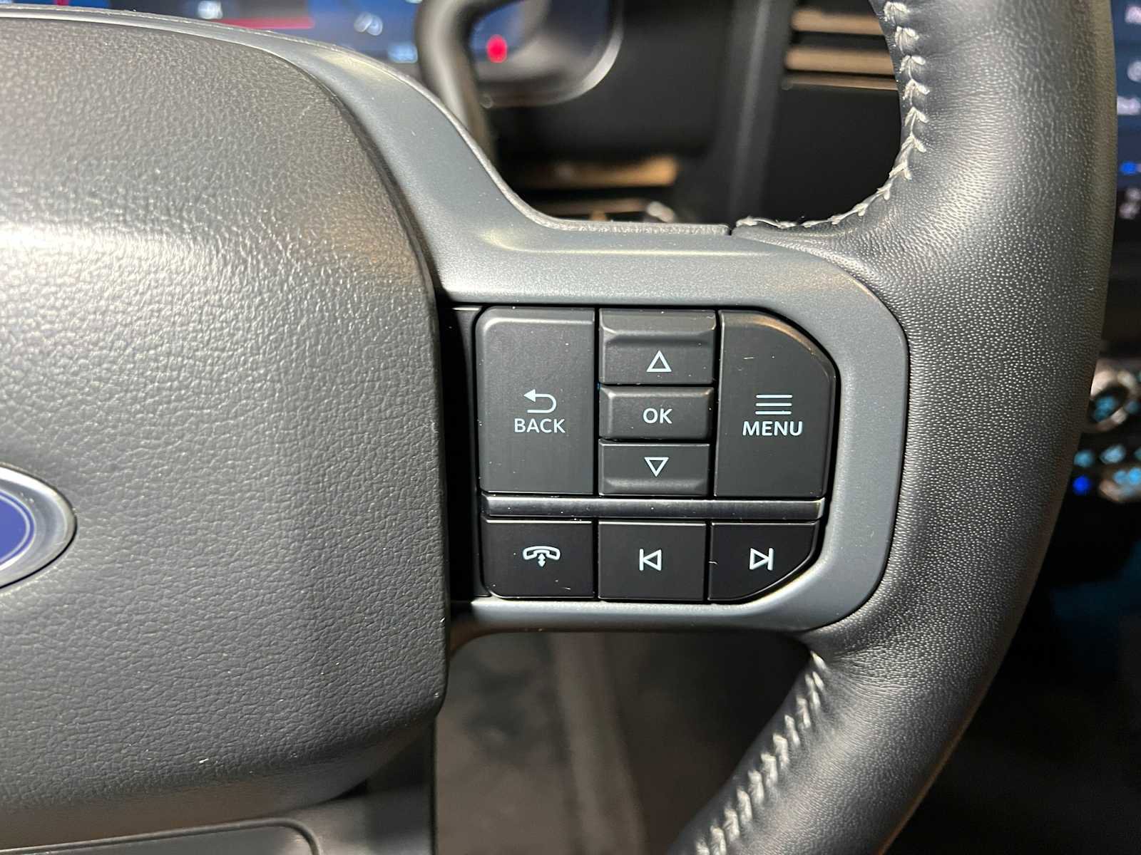 Used 2024 Ford F350 Lariat w/ Sport Appearance Package image 30