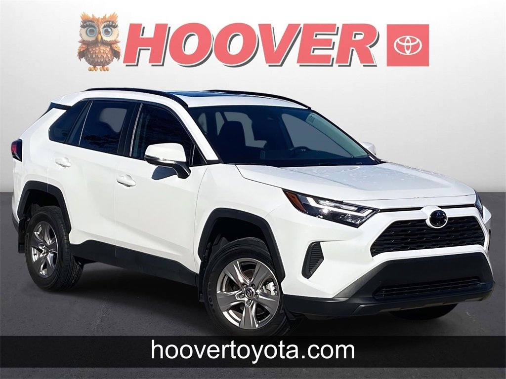 Used 2024 Toyota RAV4 XLE image 1