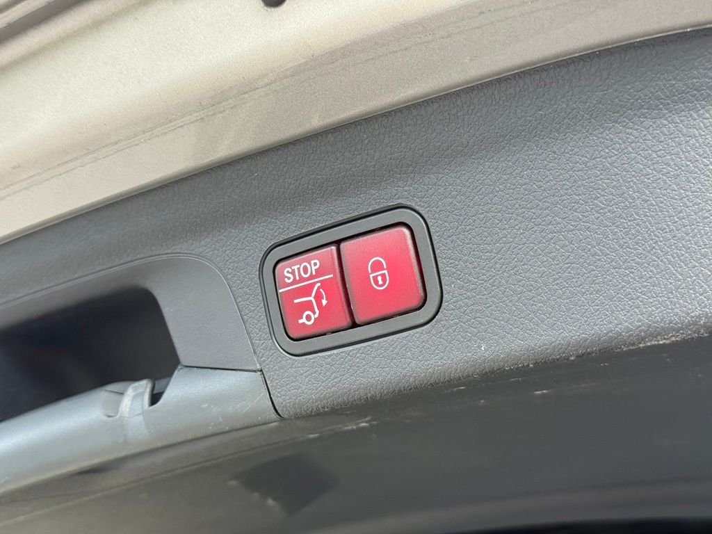 Used 2022 Mercedes-Benz GLE 350 image 17