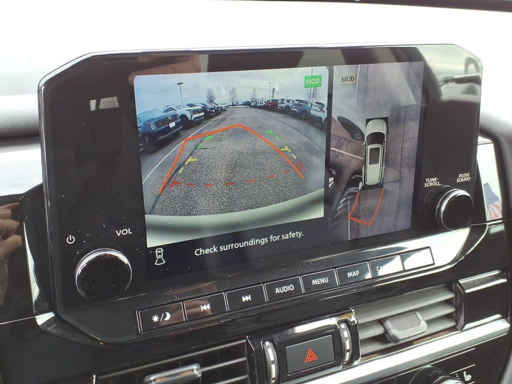 Certified 2023 Nissan Pathfinder SL w/ Lighting Package (N92) image 24