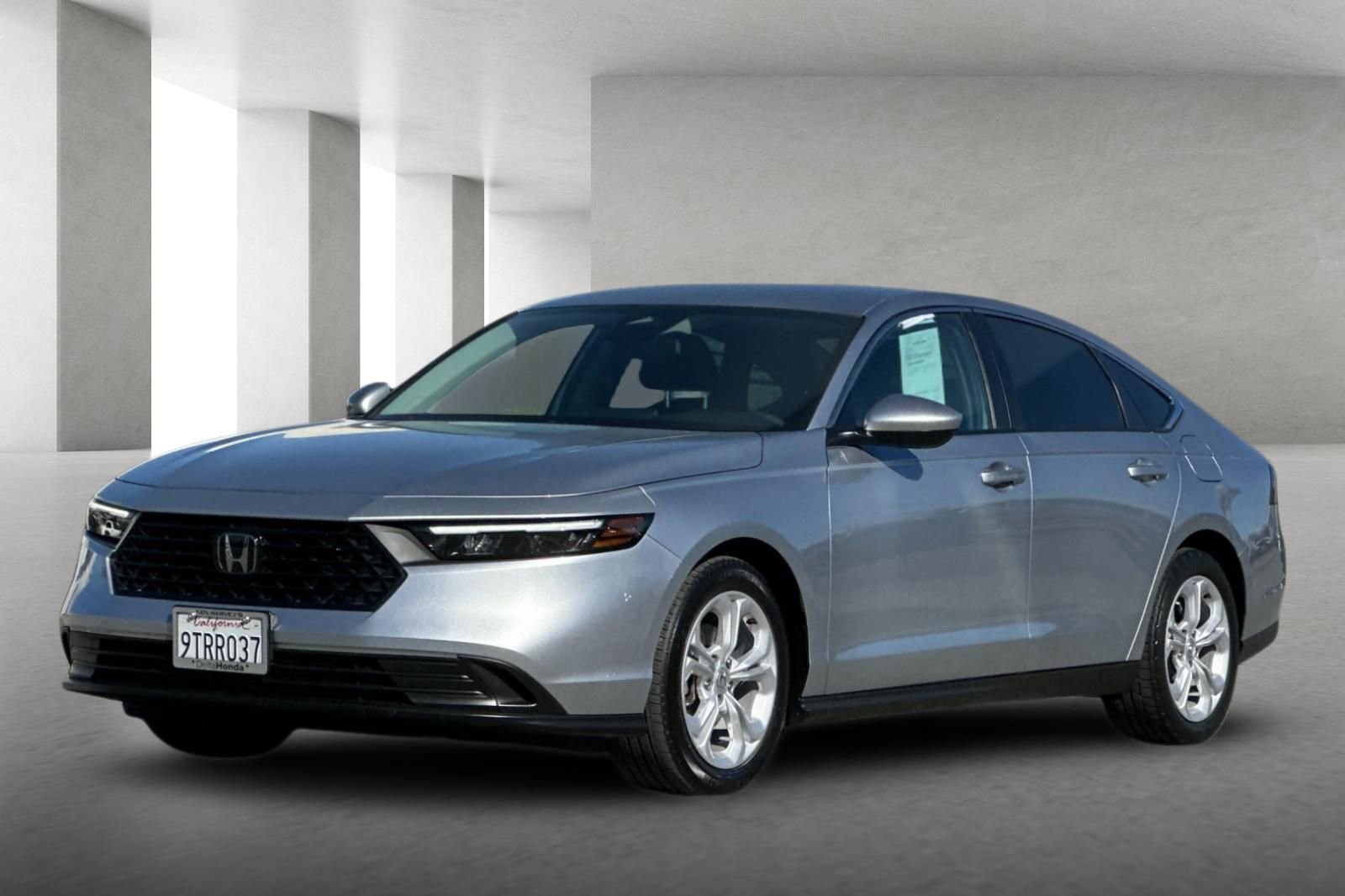 Certified 2025 Honda Accord LX image 8