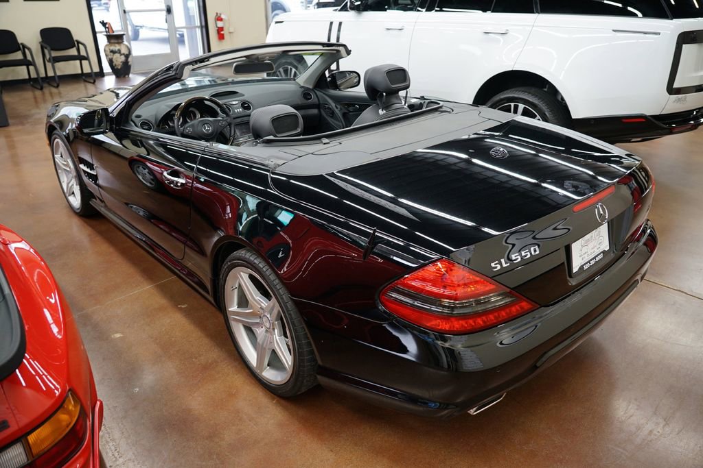 Used 2012 Mercedes-Benz SL 550 image 5
