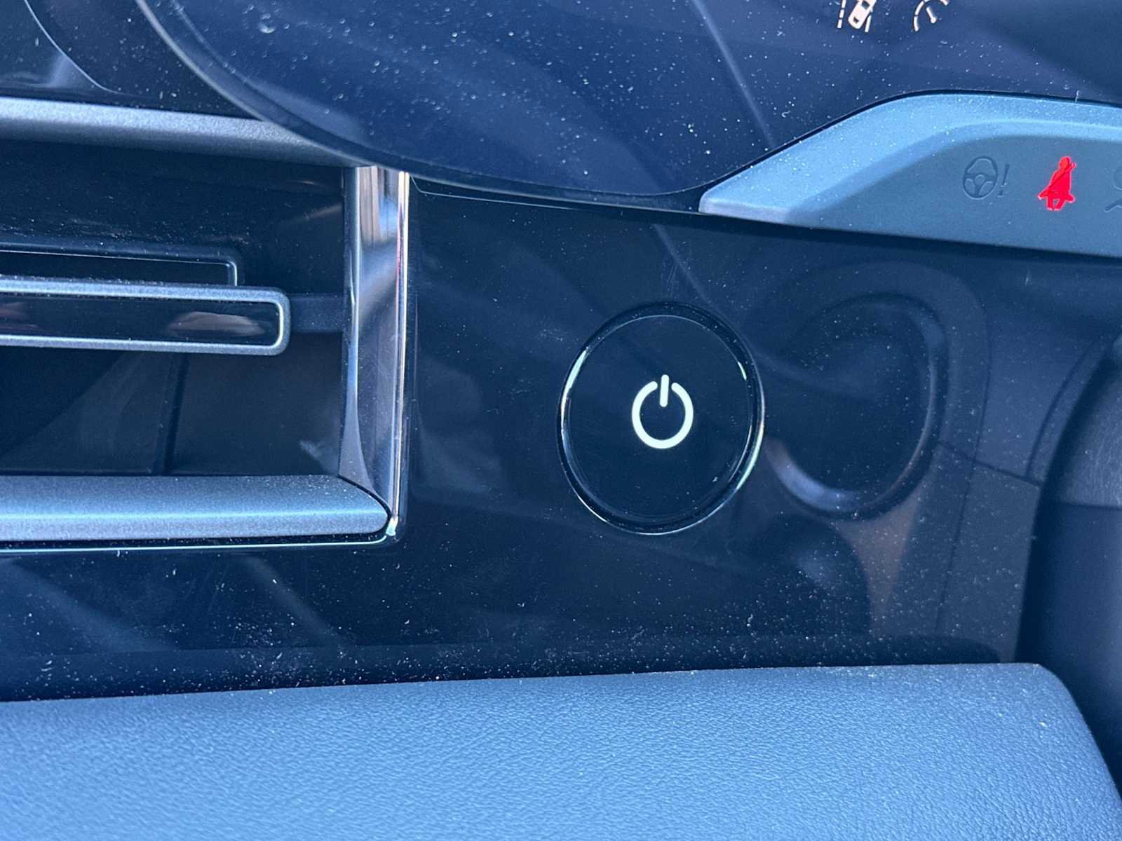 New 2025 Porsche Taycan 4S image 23