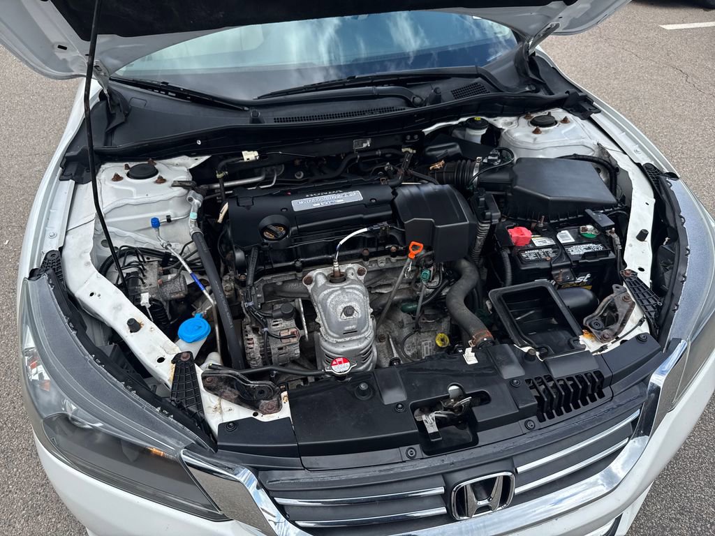 Used 2013 Honda Accord LX image 44