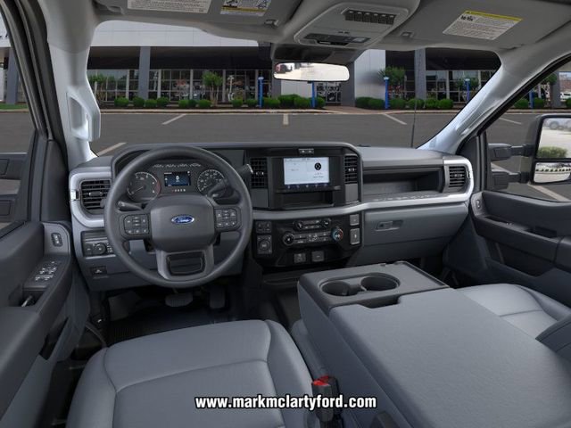 New 2026 Ford F250 XL w/ XL Off-Road Package image 9