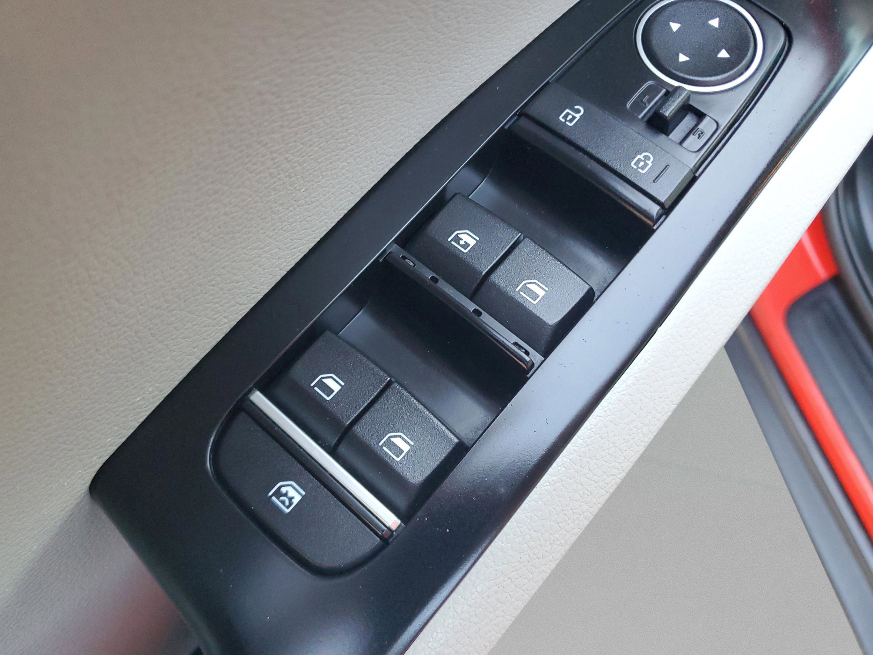 Certified 2020 Kia Soul LX image 16