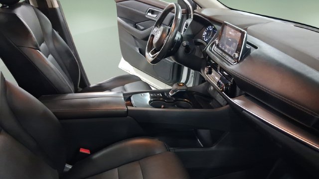 Used 2021 Nissan Rogue SV w/ Premium Package FWD image 15