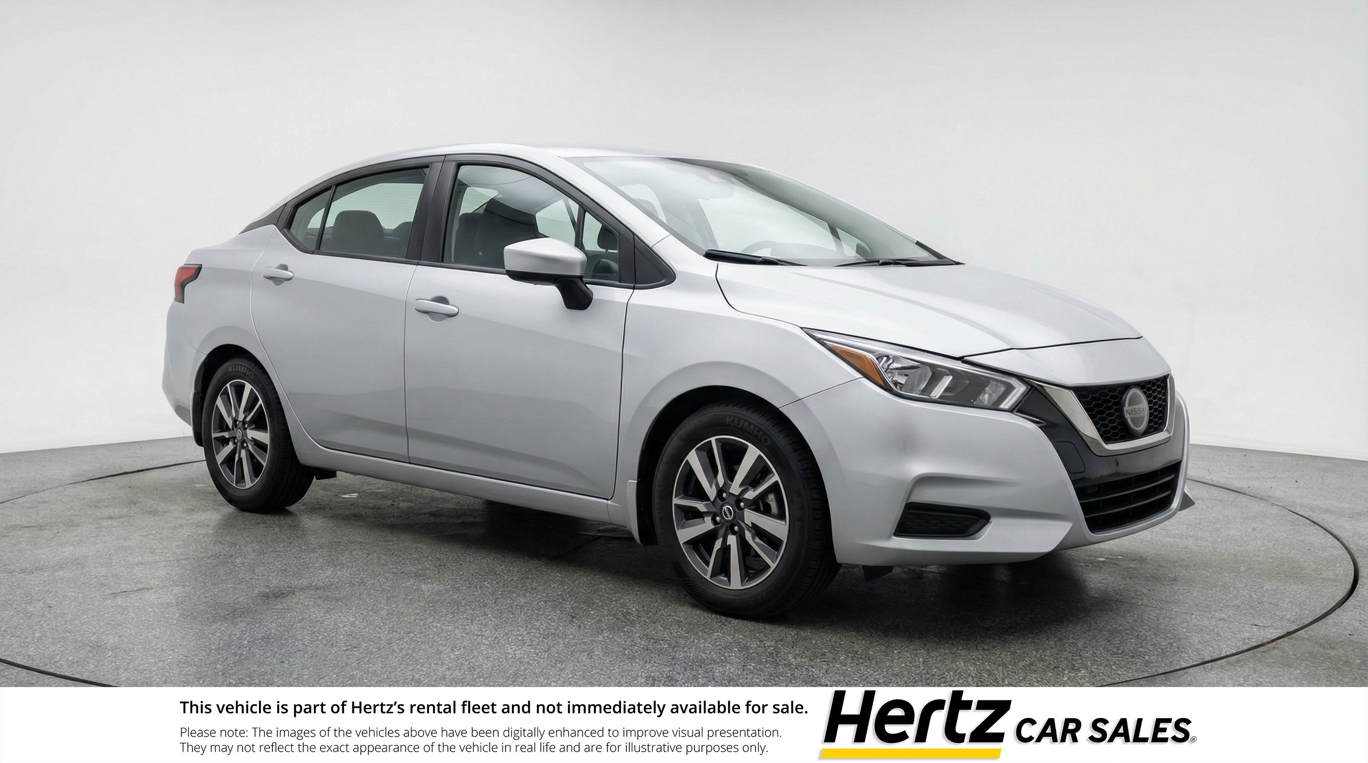 Used 2025 Nissan Versa SV image 1