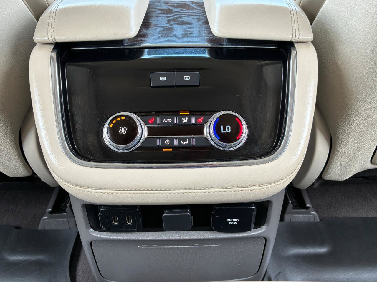 Used 2019 Lincoln Navigator Reserve w/ Cargo Package AWD/4WD image 30