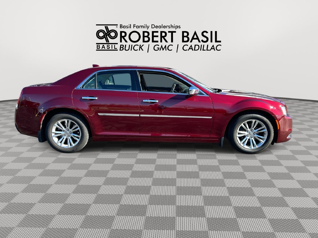 Used 2016 Chrysler 300 C w/ Safetytec Plus Group RWD image 9