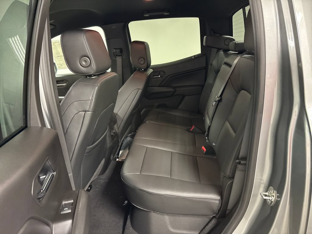 New 2026 GMC Canyon Elevation w/ Convenience Package RWD image 28