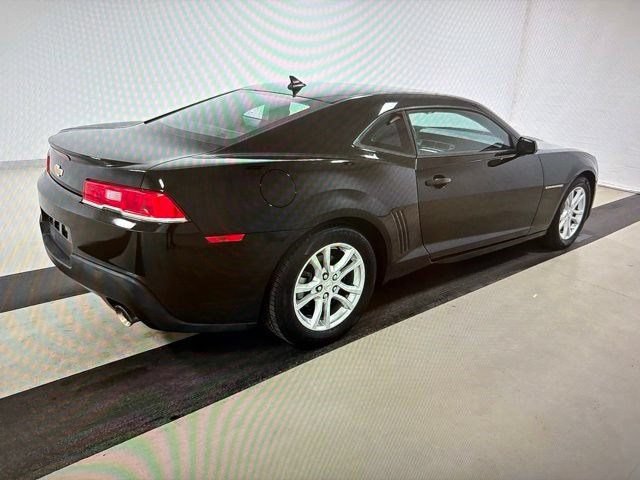 Used 2014 Chevrolet Camaro LT RWD image 2