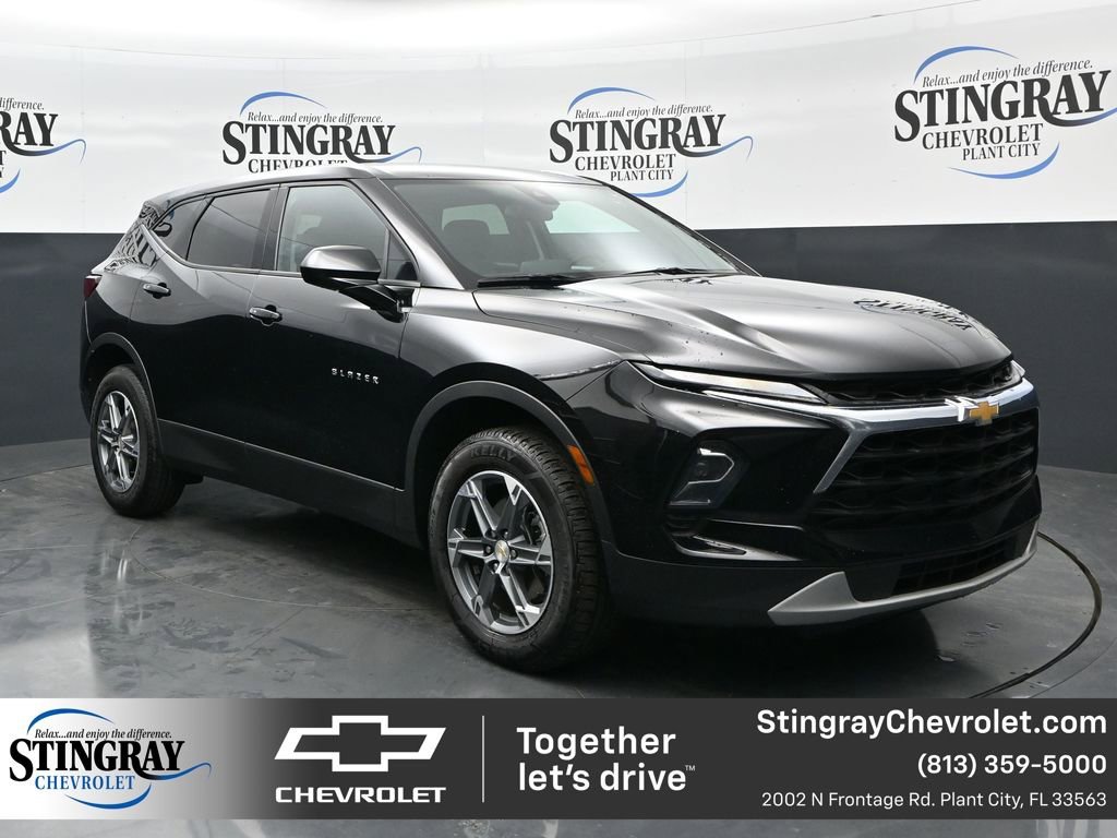 Used 2025 Chevrolet Blazer LT