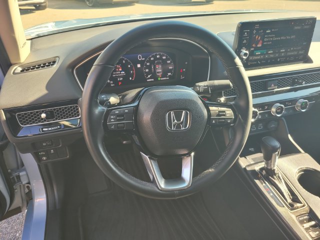 Used 2023 Honda Civic Touring image 30