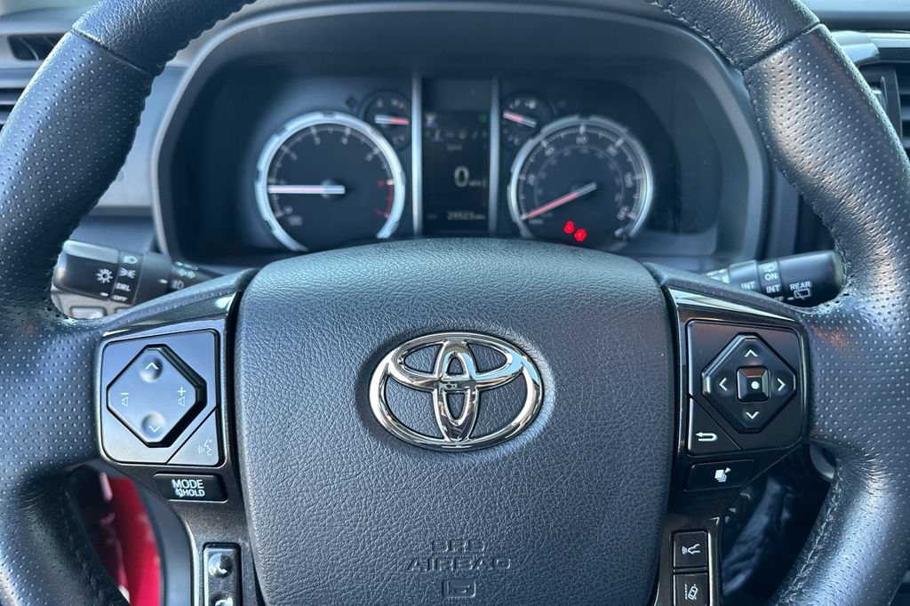 Used 2023 Toyota 4Runner TRD Off-Road Premium w/ Moonroof Package AWD/4WD image 23