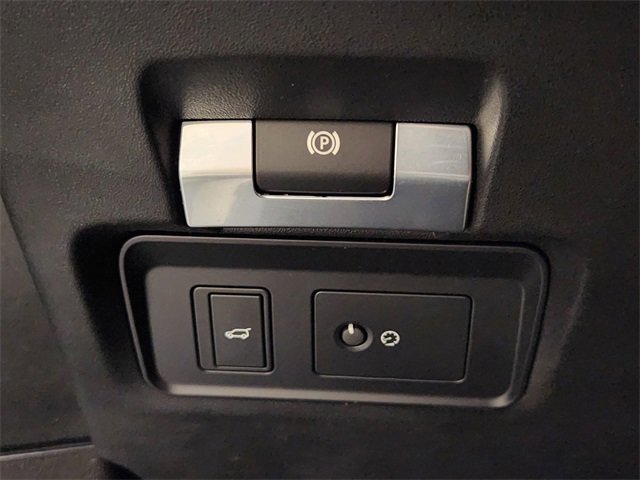 Used 2023 Land Rover Range Rover Evoque R-Dynamic SE image 21