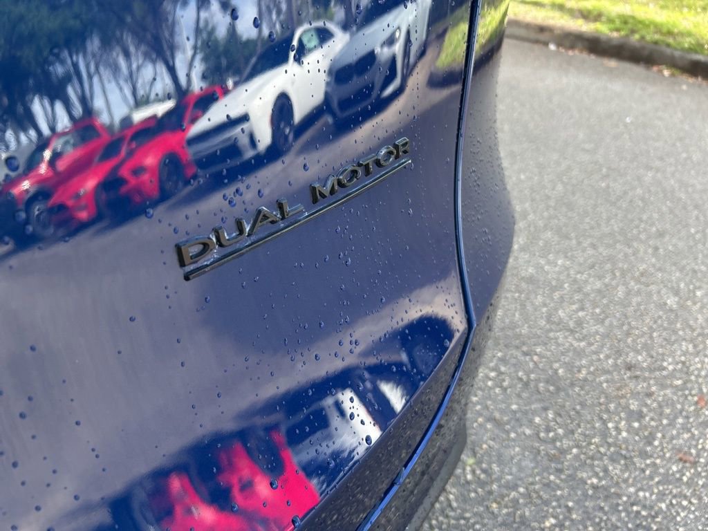 Used 2022 Tesla Model Y Long Range image 19