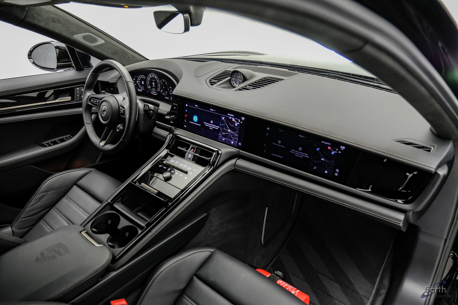 Used 2026 Porsche Panamera Turbo S AWD/4WD image 46
