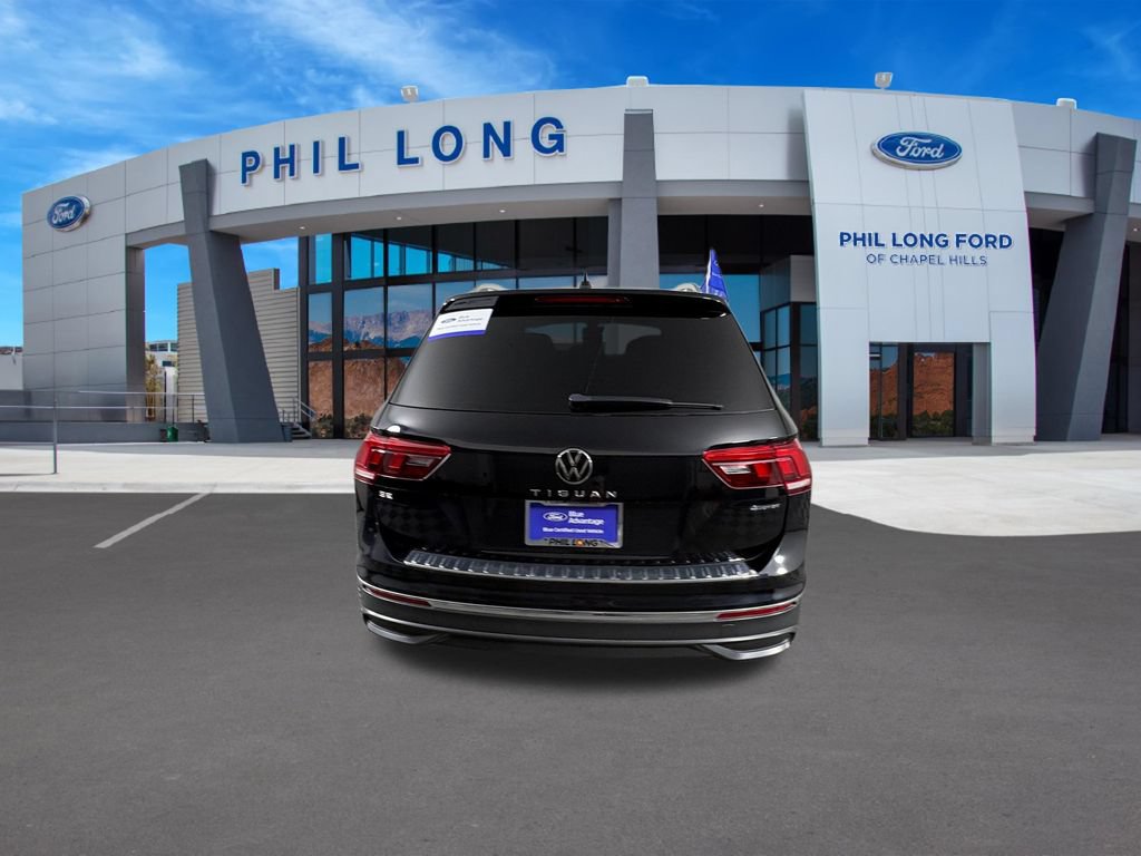 Used 2022 Volkswagen Tiguan SE w/ Panoramic Sunroof Package AWD/4WD image 4