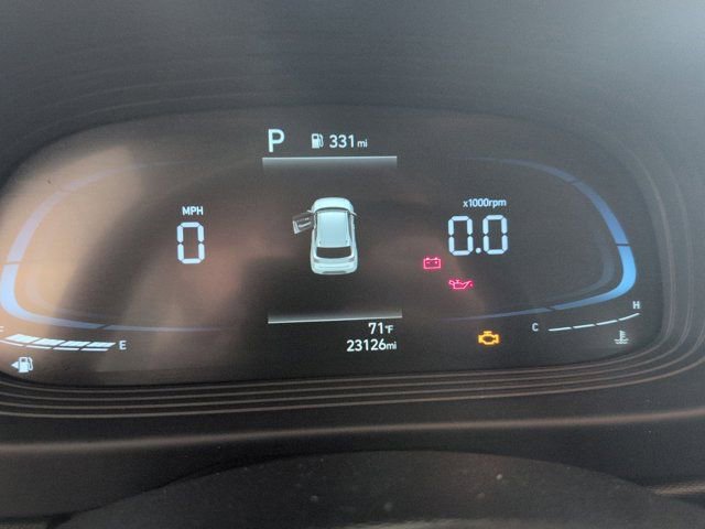 Used 2025 Hyundai Venue SEL FWD image 16