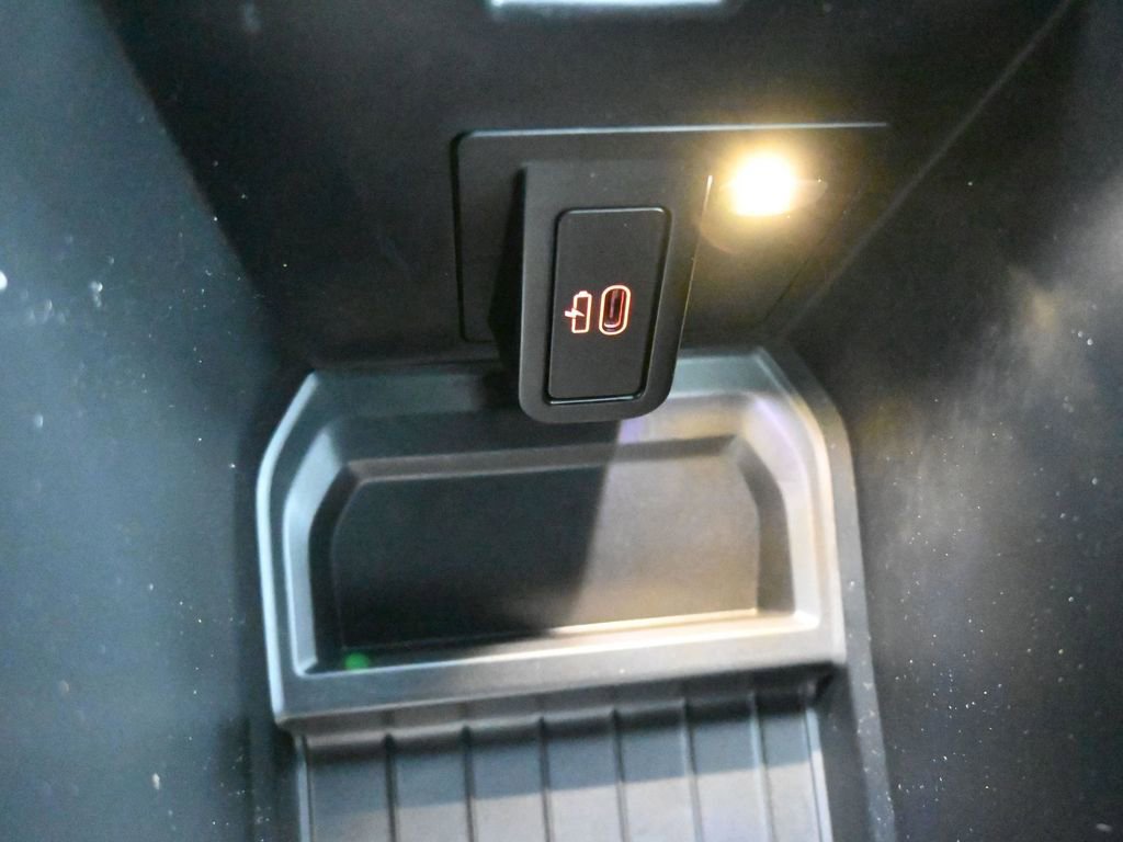 Used 2024 BMW X3 sDrive30i image 18