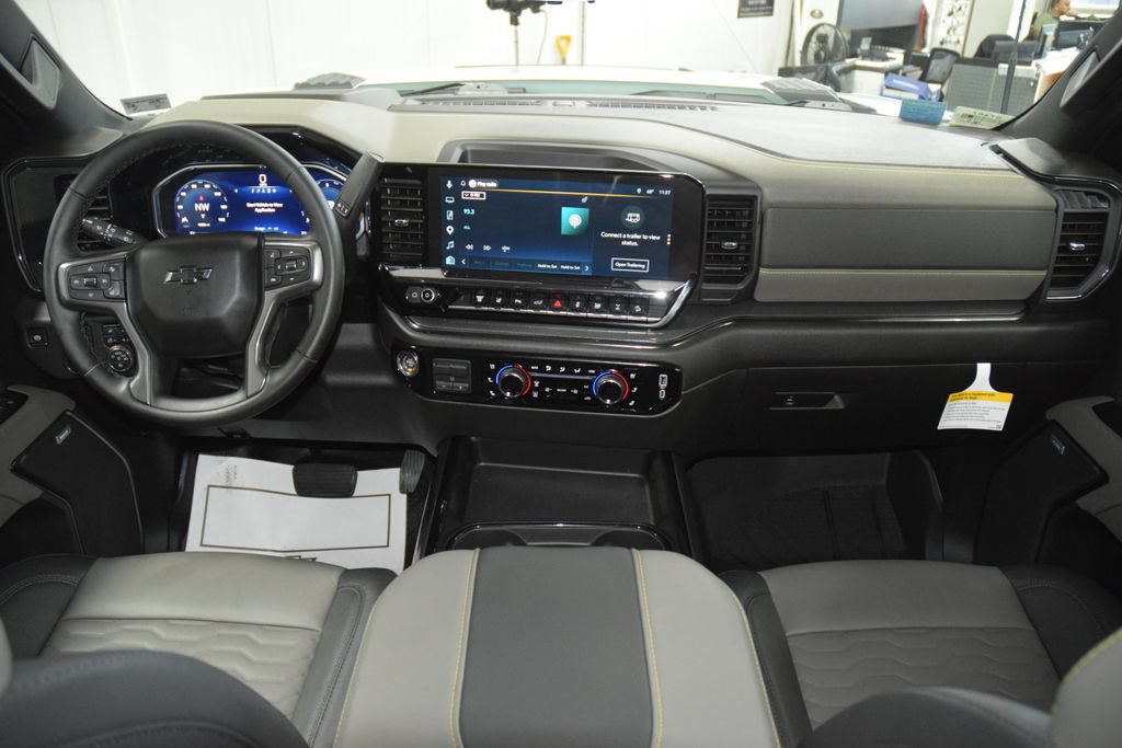 Used 2026 Chevrolet Silverado 2500 ZR2 AWD/4WD image 31