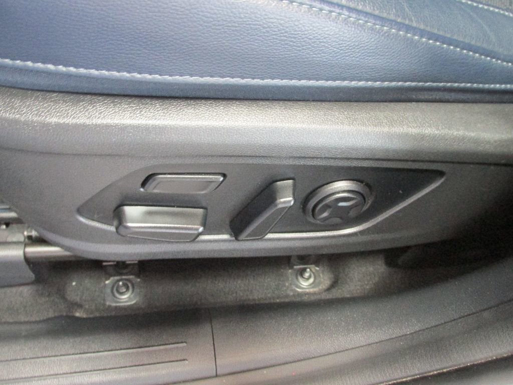 Used 2022 Kia Sorento SX Prestige w/ Panoramic Sunroof Package image 32