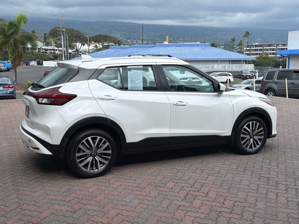 Used 2024 Nissan Kicks SV image 5