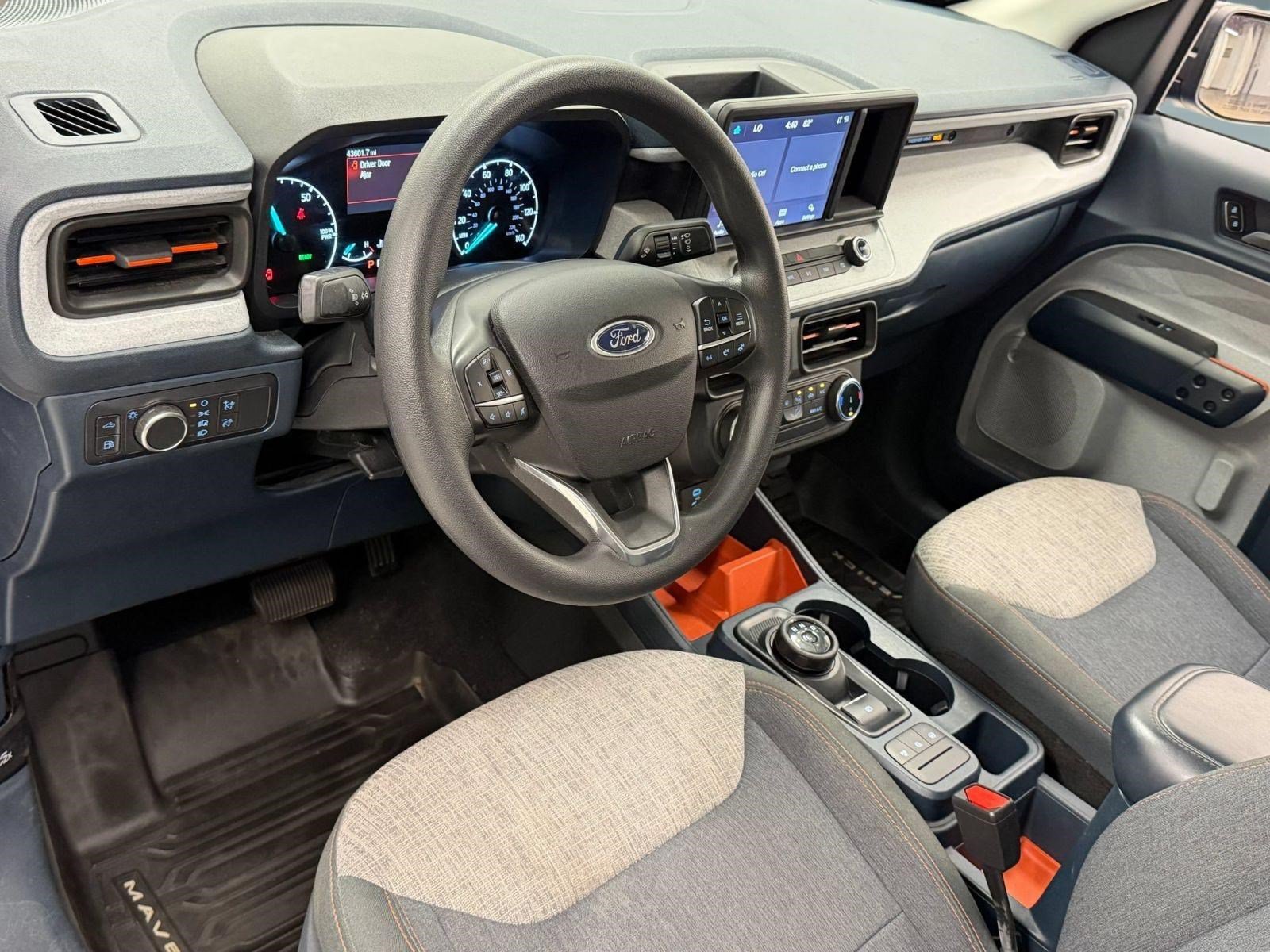 Used 2022 Ford Maverick XLT FWD image 3