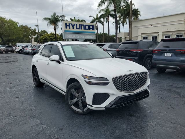 Used 2023 Genesis GV70 3.5T Sport w/ Sport Prestige Package image 31