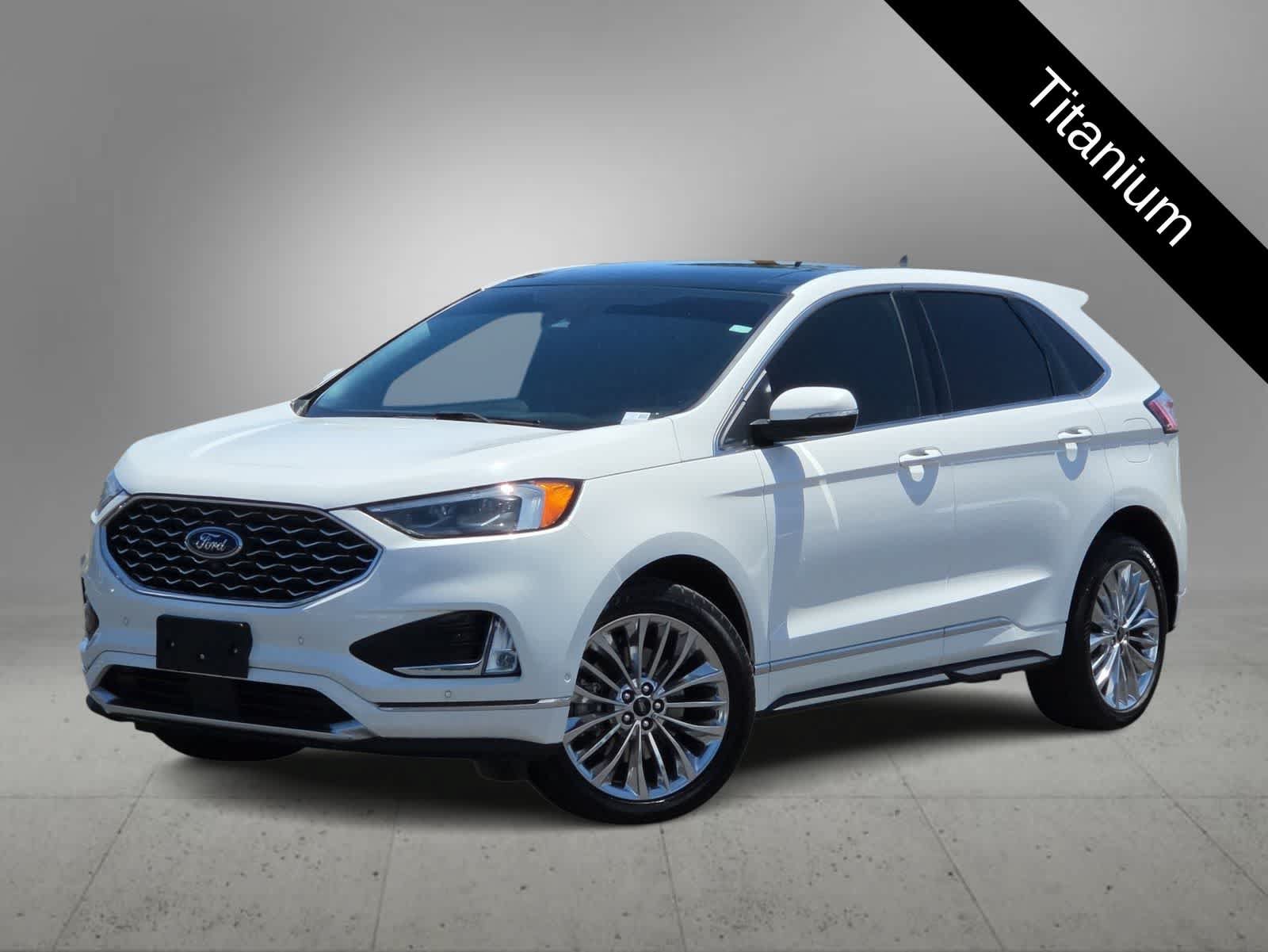 Used 2020 Ford Edge Titanium w/ Equipment Group 301A AWD/4WD image 2