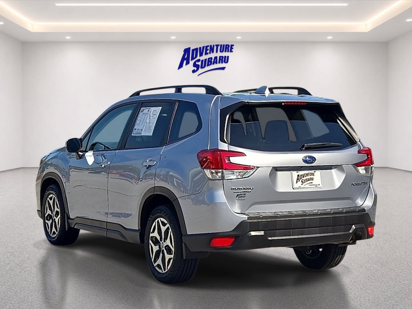 Used 2019 Subaru Forester Premium AWD/4WD image 5