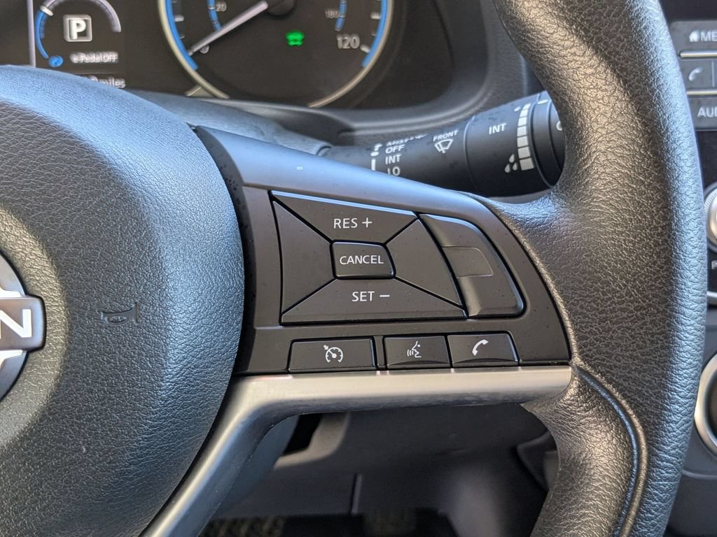Used 2025 Nissan Leaf S FWD image 16