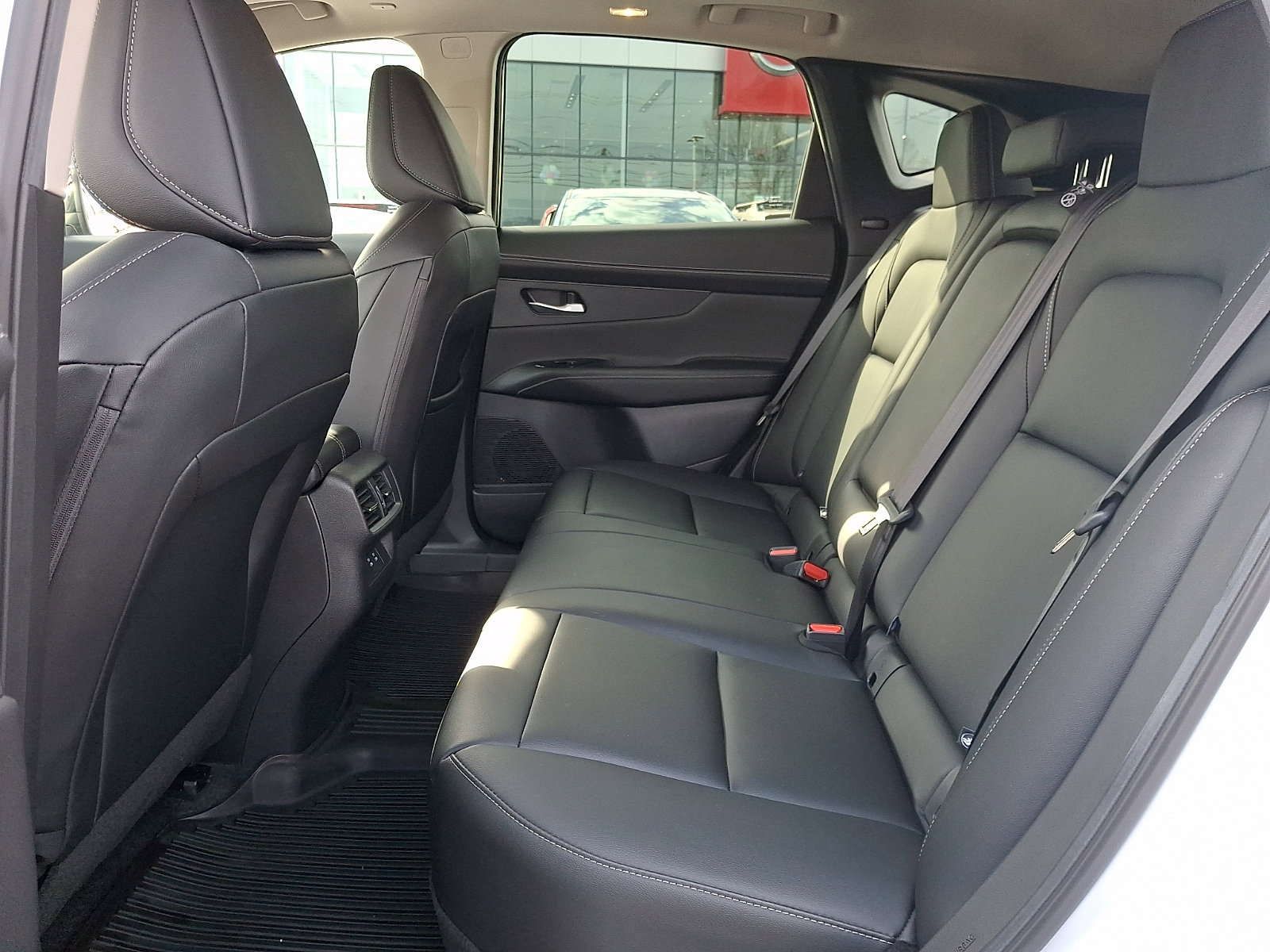 Used 2025 Nissan Murano SL AWD/4WD image 11