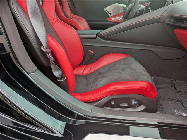 Used 2020 Chevrolet Corvette Stingray Premium Cpe w/ 3LT Preferred Equipment Group image 21