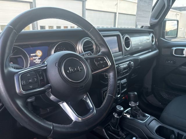 Used 2018 Jeep Wrangler Unlimited Sahara image 13