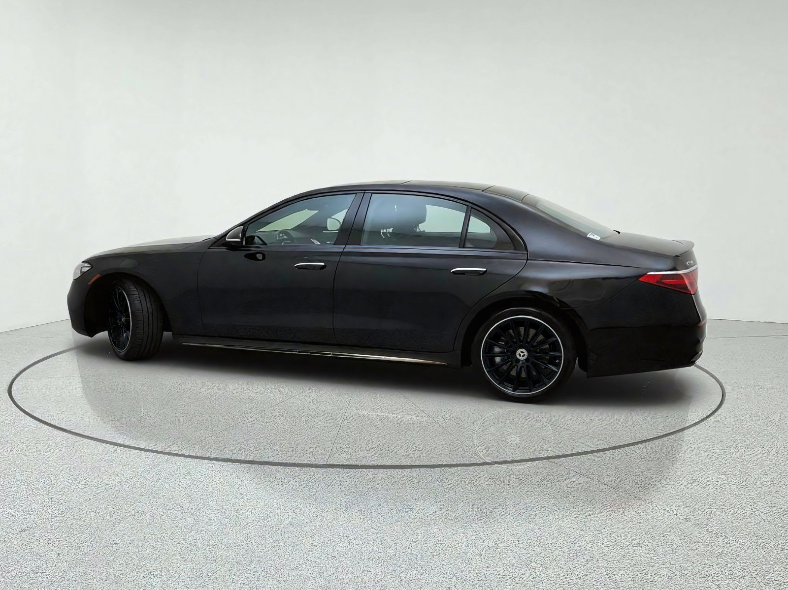 Certified 2025 Mercedes-Benz S 580 4MATIC Sedan image 13
