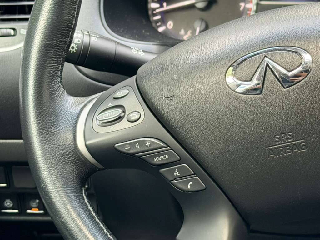 Used 2016 INFINITI QX60 Luxe w/ Deluxe Technology Package AWD/4WD image 16