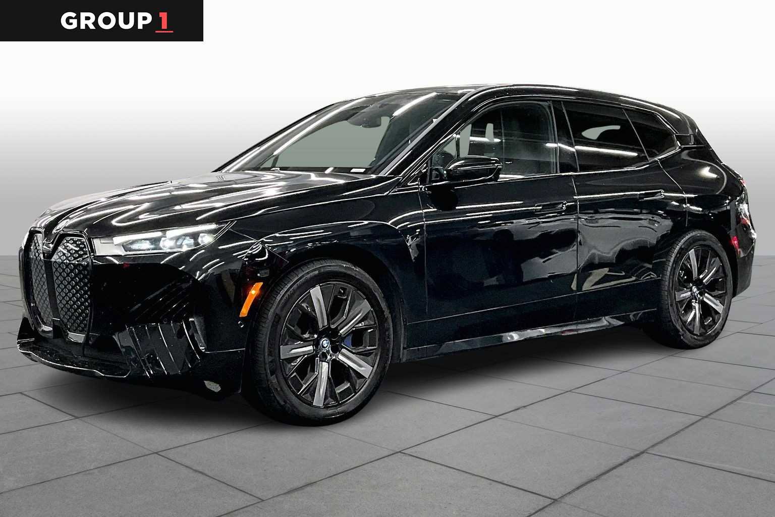 Used 2023 BMW iX xDrive50 w/ Ultimate Package 2