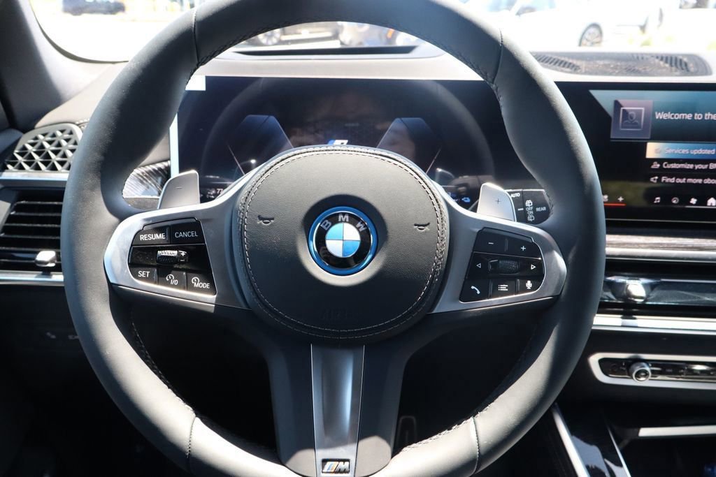 New 2026 BMW X5 xDrive50e image 39