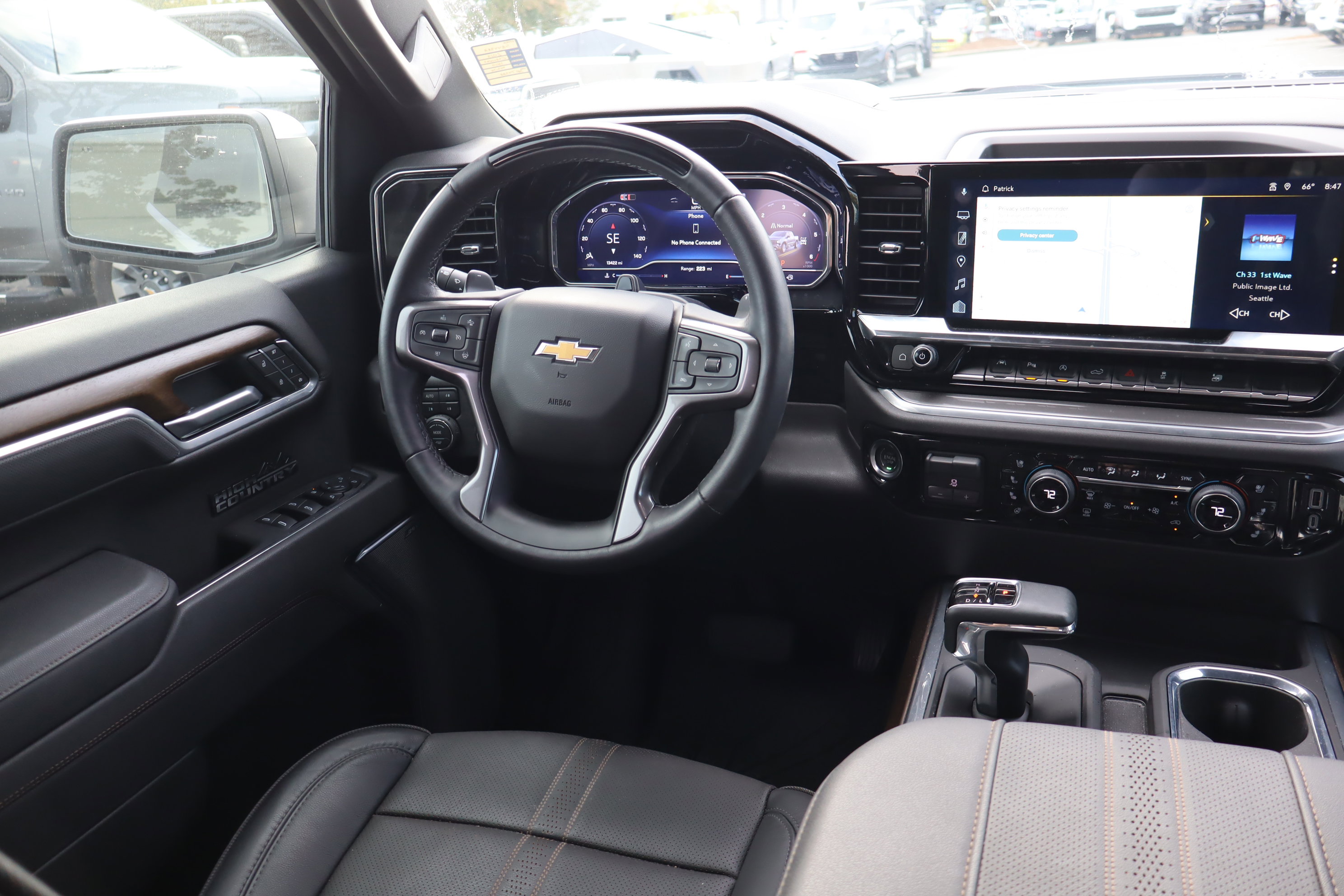 Certified 2025 Chevrolet Silverado 1500 High Country image 15